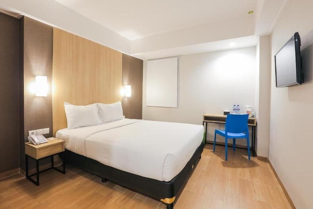 Hotel Citradream Bintaro Tangerang Exterior photo